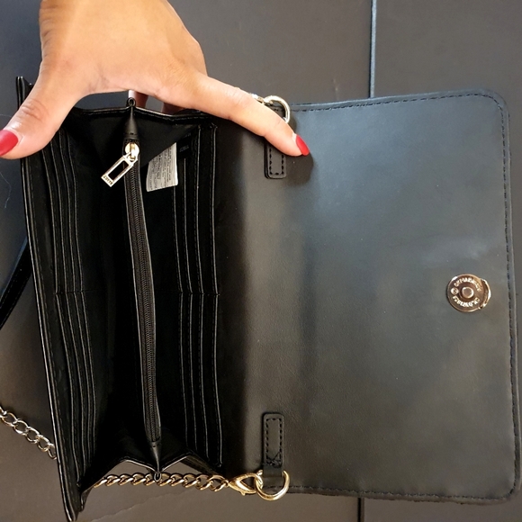 Like-New Guess Handheld / Crossbody Black Suede Bag - Picture 6 of 9